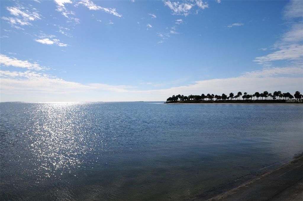 For Sale: $144,900 (2 beds, 2 baths, 1234 Square Feet)