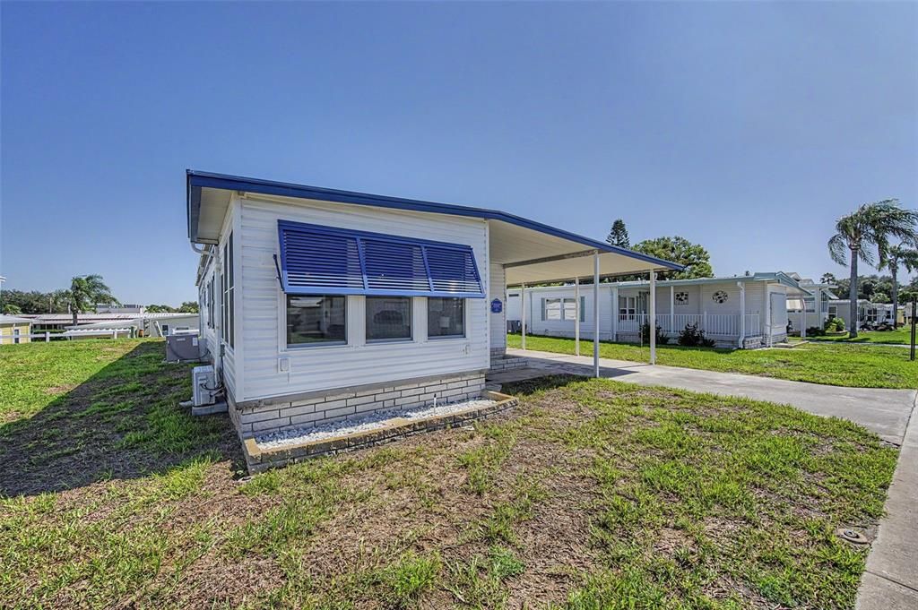 For Sale: $144,900 (2 beds, 2 baths, 1234 Square Feet)