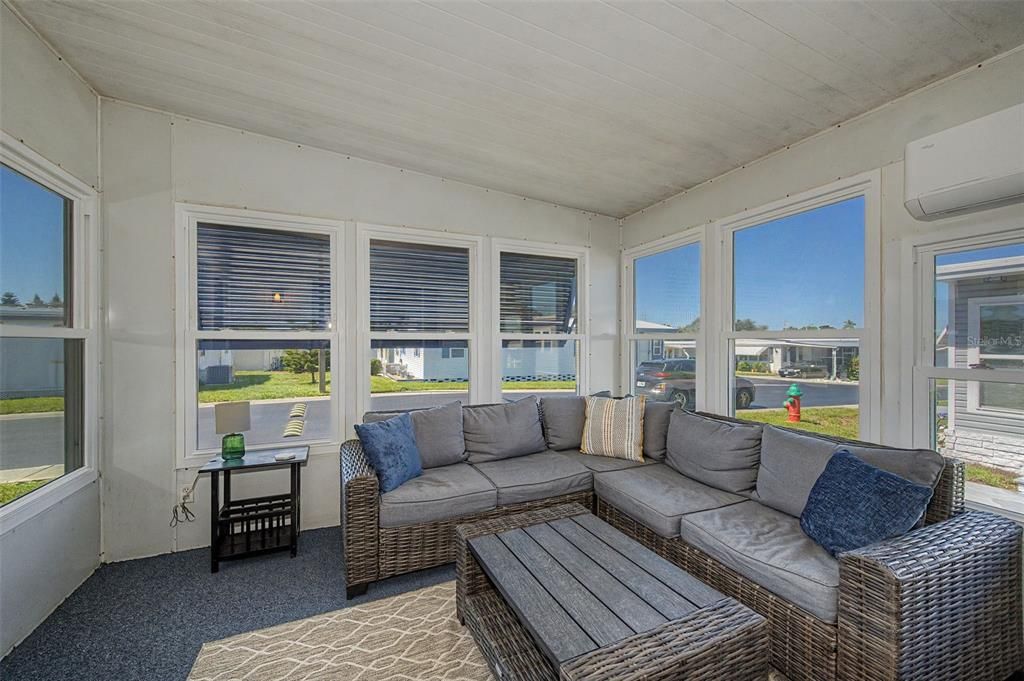 For Sale: $144,900 (2 beds, 2 baths, 1234 Square Feet)