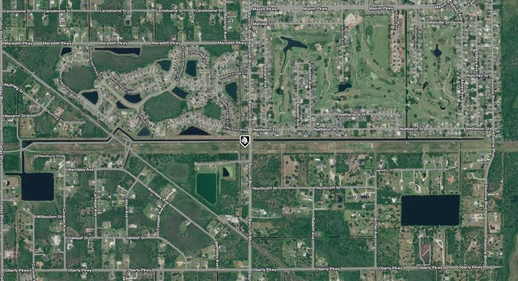 На продажу: $32,000 (0.63 acres)