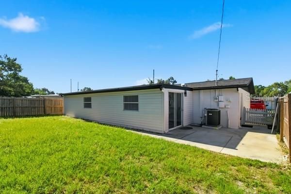 На продажу: $324,900 (3 спален, 3 ванн, 1350 Квадратных фут)