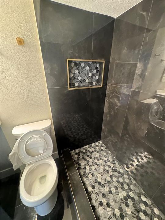 На продажу: $324,900 (3 спален, 3 ванн, 1350 Квадратных фут)