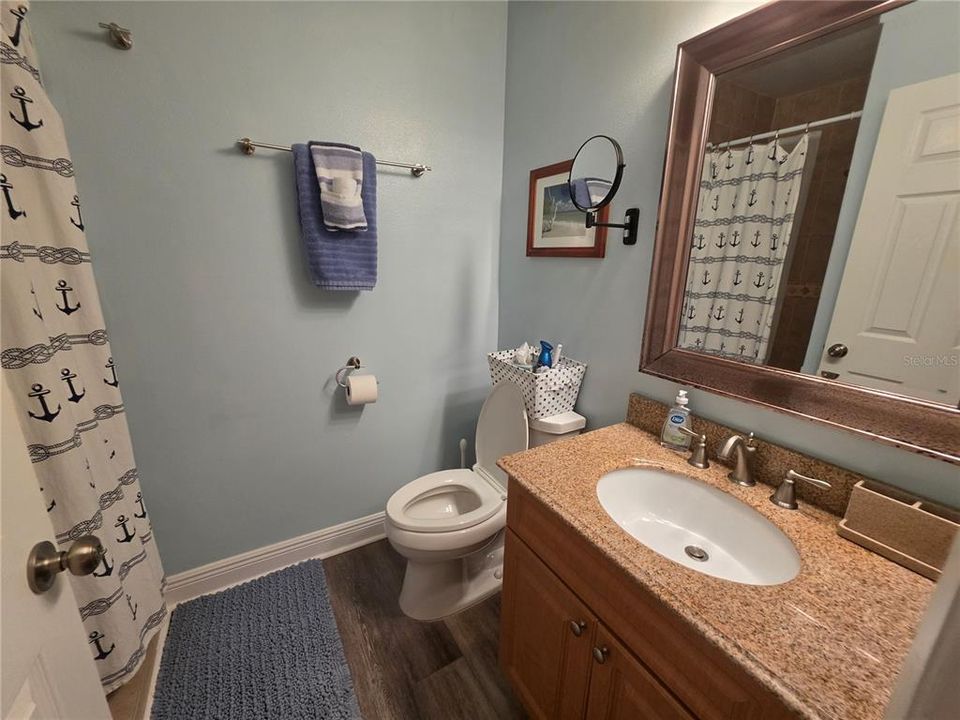 В аренду: $2,400 (2 спален, 2 ванн, 910 Квадратных фут)