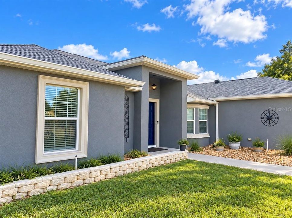 For Sale: $285,000 (3 beds, 2 baths, 1549 Square Feet)