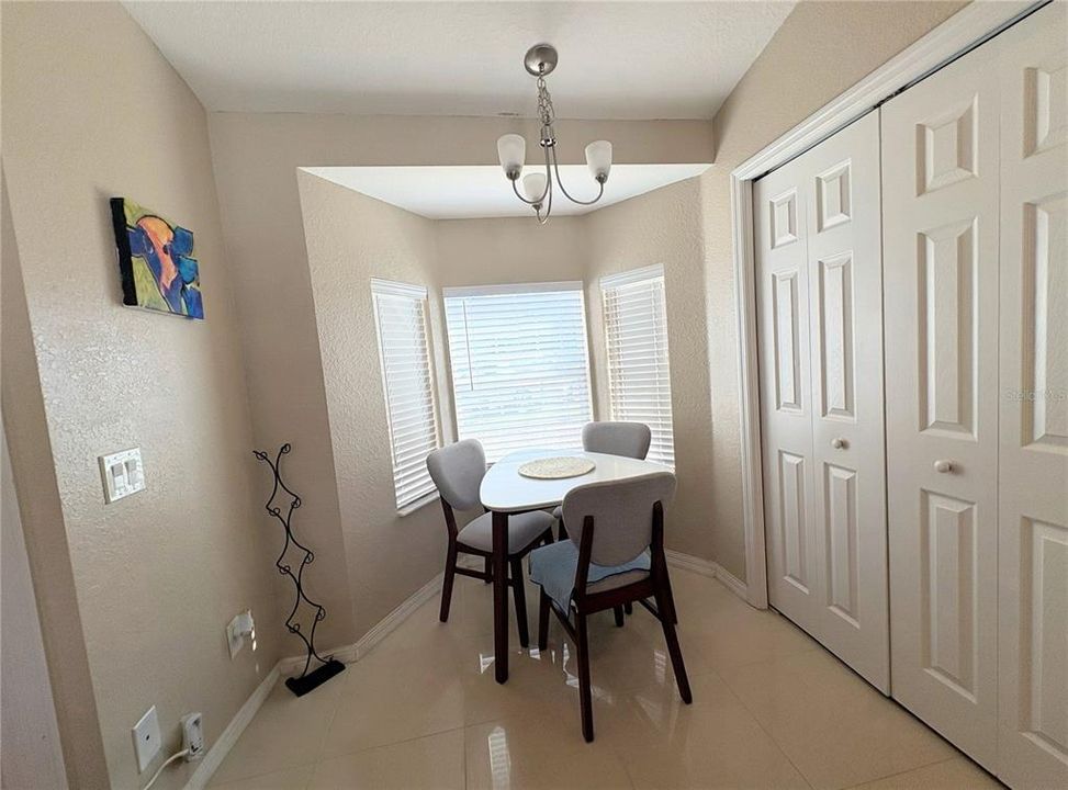 For Sale: $285,000 (3 beds, 2 baths, 1549 Square Feet)