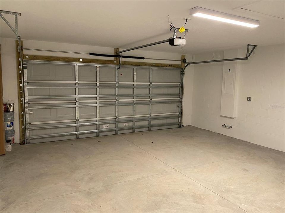 For Rent: $1,750 (4 beds, 2 baths, 1524 Square Feet)