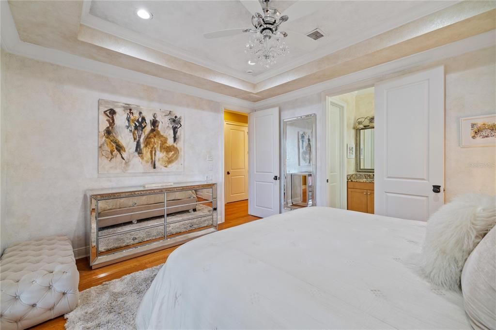 На продажу: $2,599,999 (4 спален, 5 ванн, 5083 Квадратных фут)
