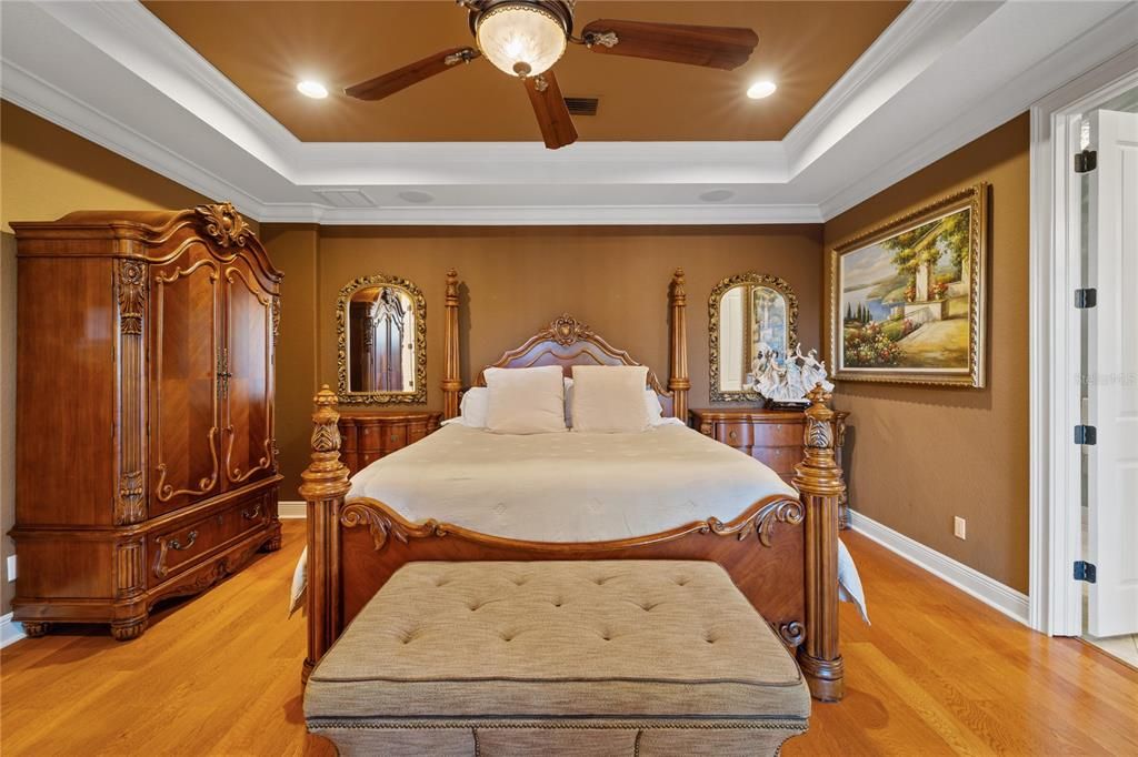 На продажу: $2,599,999 (4 спален, 5 ванн, 5083 Квадратных фут)