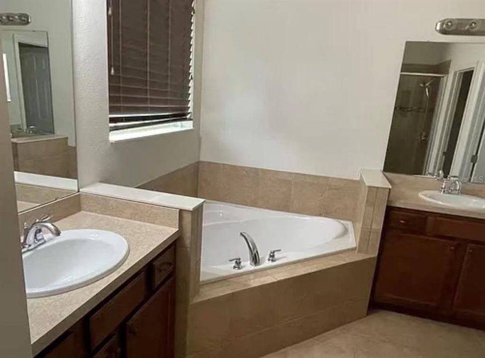 В аренду: $2,400 (3 спален, 2 ванн, 1618 Квадратных фут)