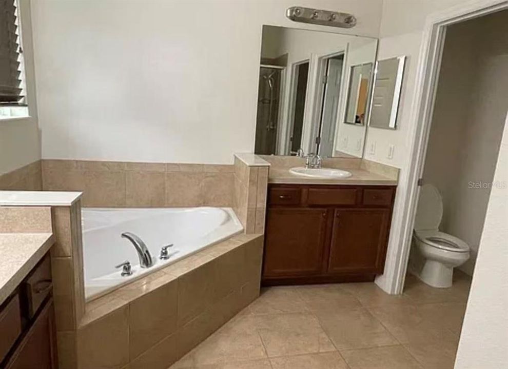 В аренду: $2,400 (3 спален, 2 ванн, 1618 Квадратных фут)