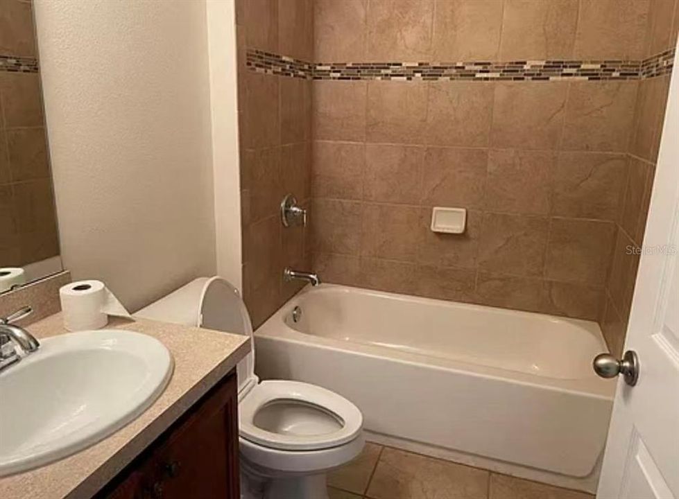 В аренду: $2,400 (3 спален, 2 ванн, 1618 Квадратных фут)