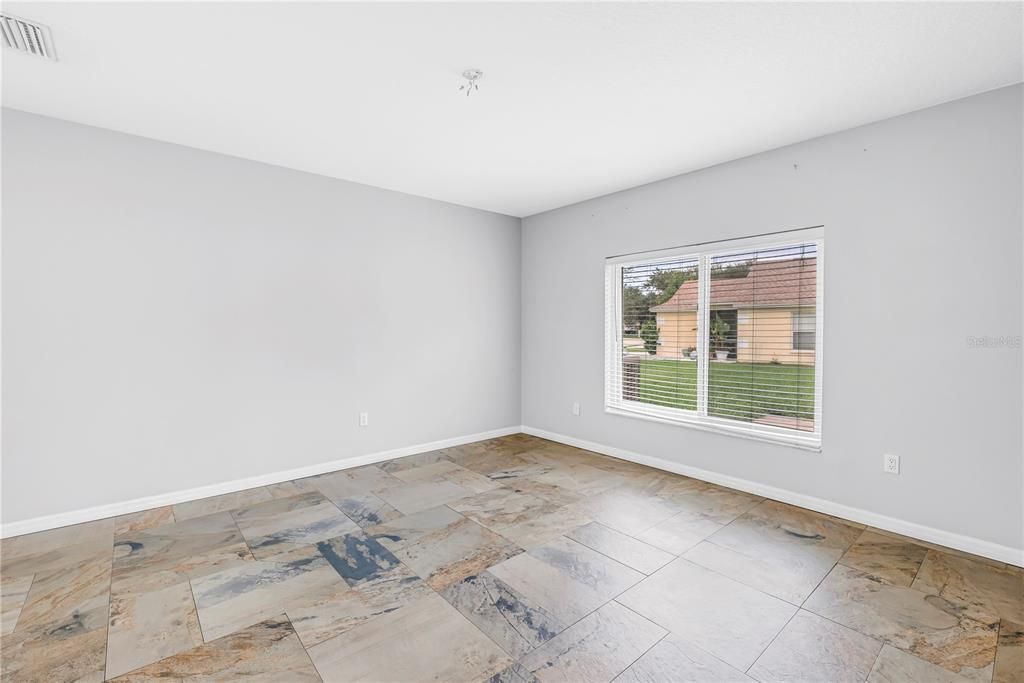 В аренду: $2,400 (3 спален, 2 ванн, 1624 Квадратных фут)