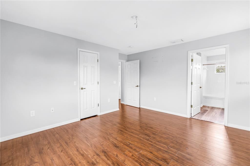 В аренду: $2,400 (3 спален, 2 ванн, 1624 Квадратных фут)