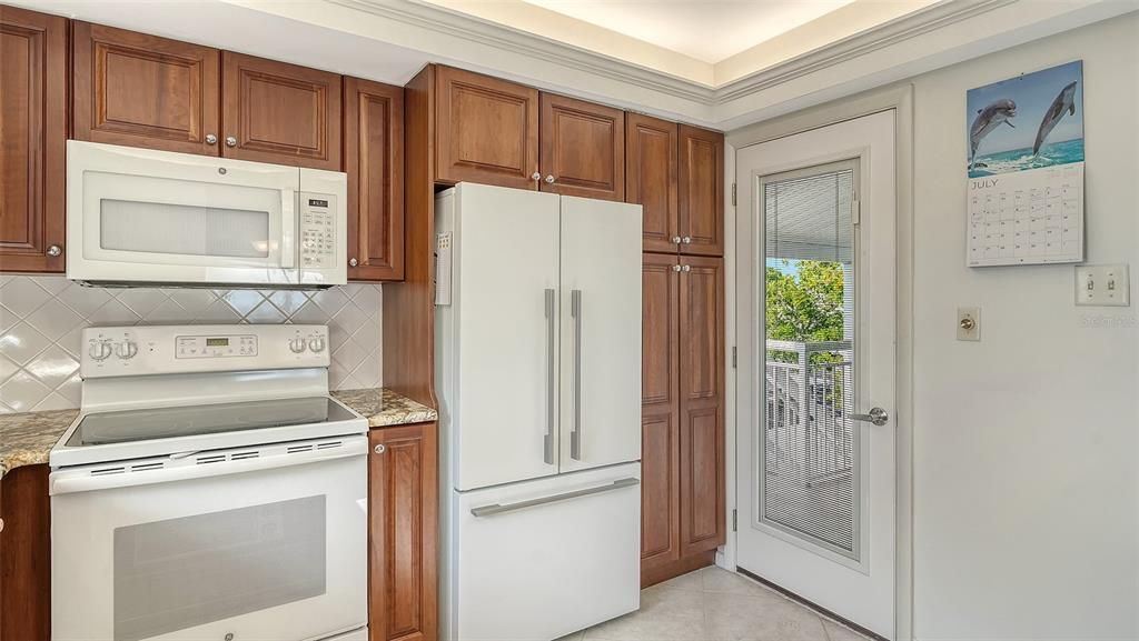 En Venta: $639,900 (2 camas, 2 baños, 938 Pies cuadrados)