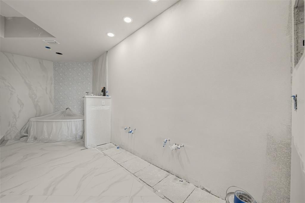 For Sale: $520,000 (3 beds, 2 baths, 2549 Square Feet)