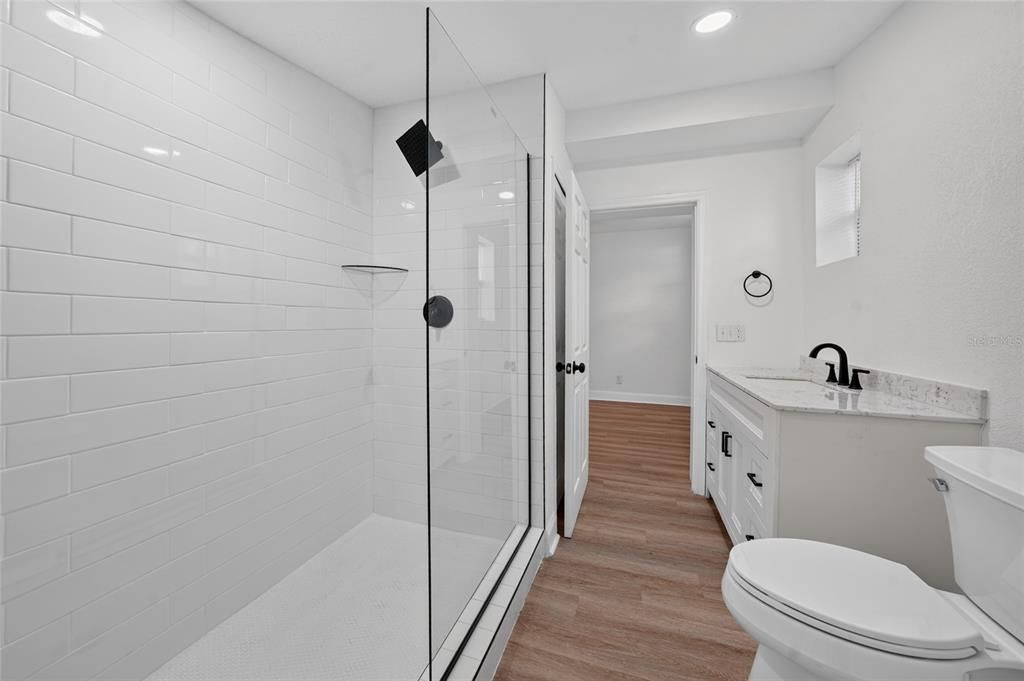 En Venta: $355,000 (3 camas, 1 baños, 728 Pies cuadrados)