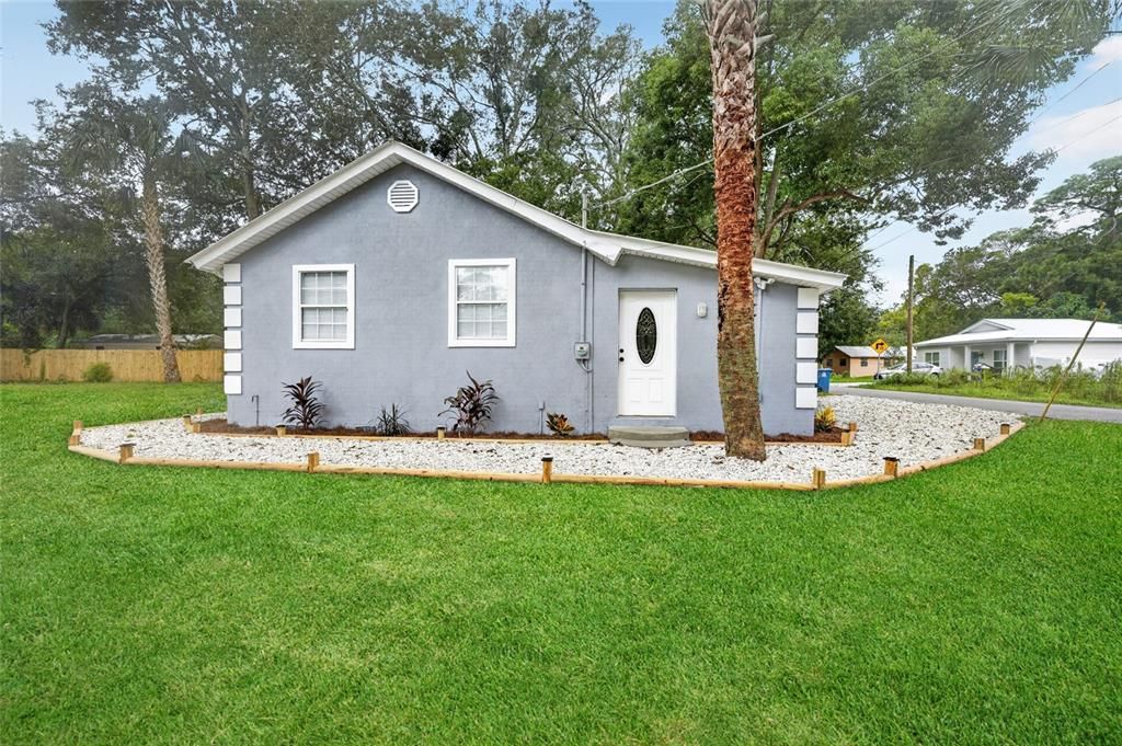 En Venta: $355,000 (3 camas, 1 baños, 728 Pies cuadrados)