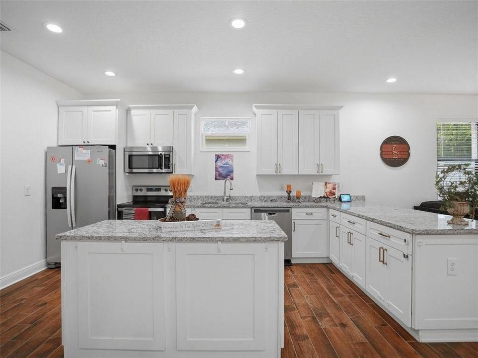 En Venta: $415,000 (3 camas, 2 baños, 1632 Pies cuadrados)