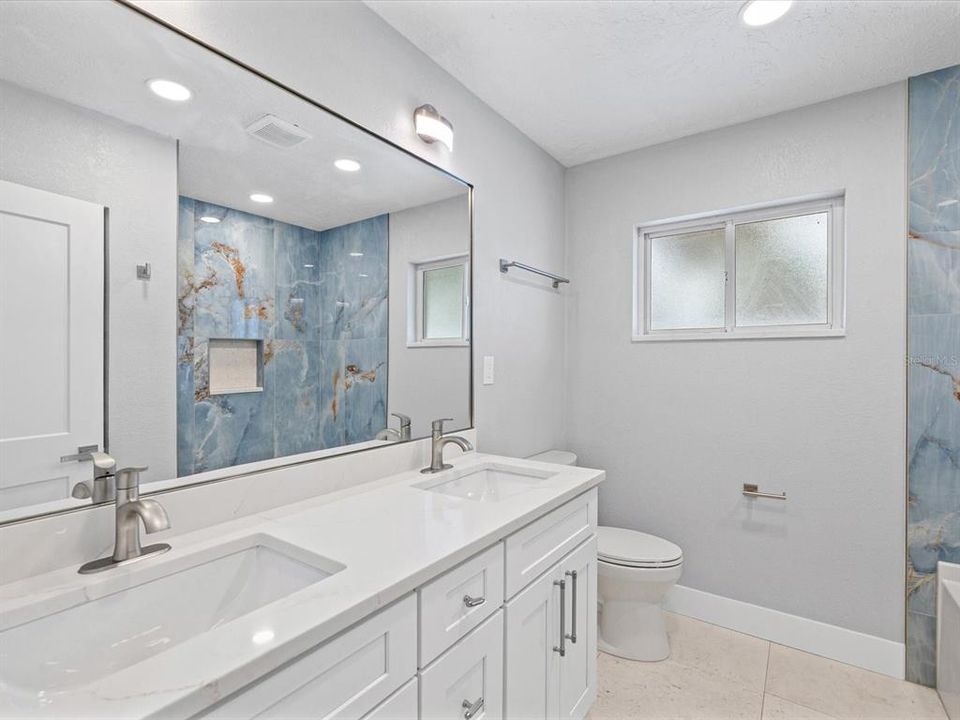 En Venta: $1,299,000 (2 camas, 2 baños, 1610 Pies cuadrados)