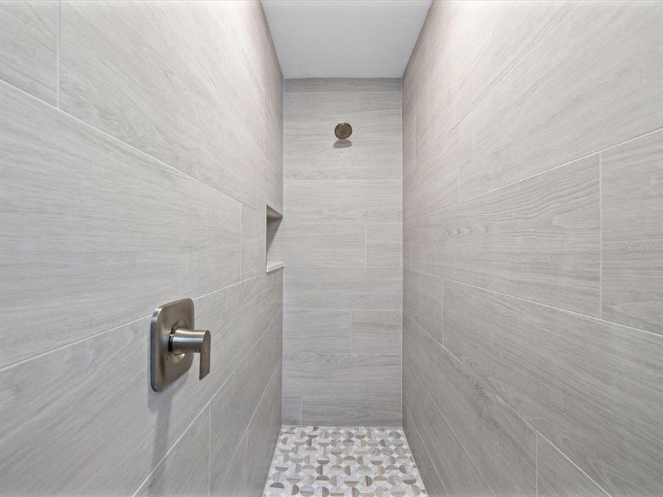 En Venta: $1,299,000 (2 camas, 2 baños, 1610 Pies cuadrados)