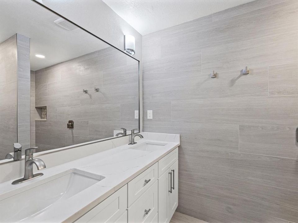 En Venta: $1,299,000 (2 camas, 2 baños, 1610 Pies cuadrados)