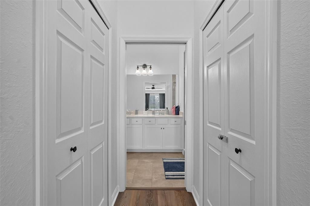 For Rent: $2,300 (2 beds, 2 baths, 1355 Square Feet)