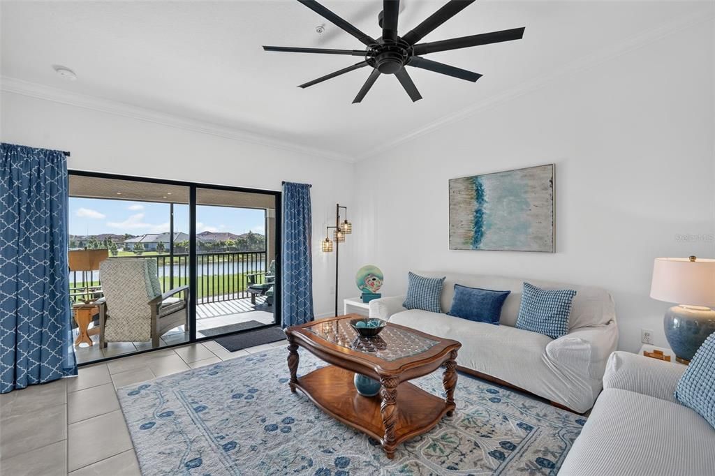 For Rent: $2,300 (2 beds, 2 baths, 1355 Square Feet)