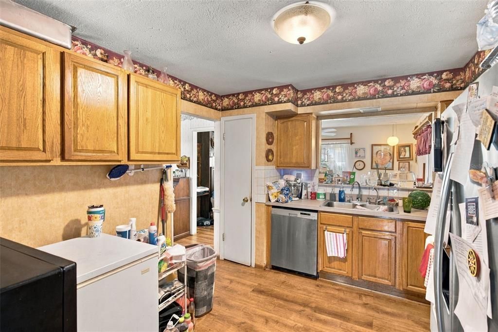 En Venta: $1,350,000 (3 camas, 2 baños, 2265 Pies cuadrados)