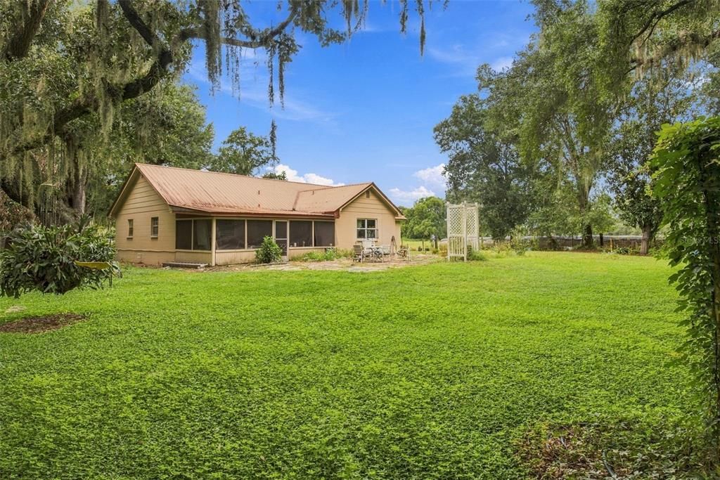 En Venta: $1,350,000 (3 camas, 2 baños, 2265 Pies cuadrados)