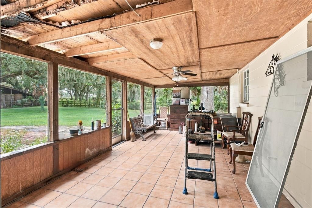 En Venta: $1,350,000 (3 camas, 2 baños, 2265 Pies cuadrados)