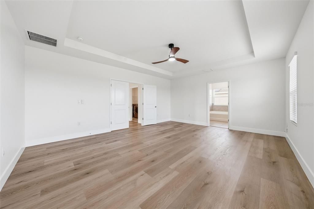 En Venta: $449,000 (5 camas, 4 baños, 4022 Pies cuadrados)