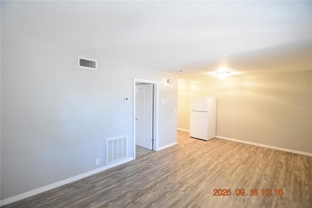 В аренду: $1,395 (1 спален, 1 ванн, 550 Квадратных фут)