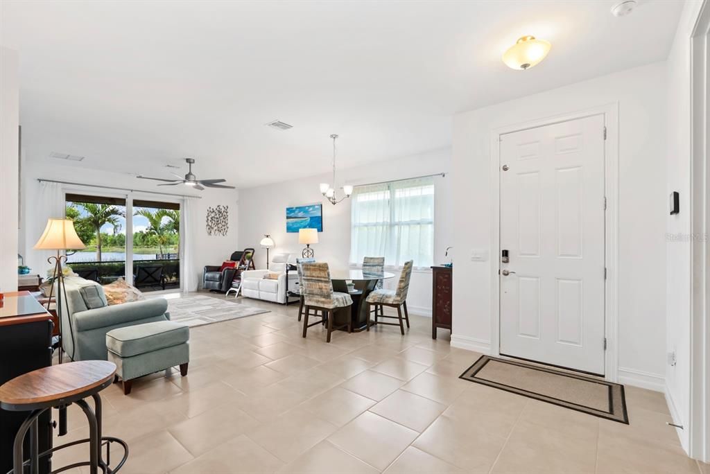 En Venta: $289,000 (2 camas, 2 baños, 1516 Pies cuadrados)