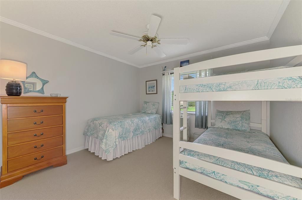 На продажу: $365,000 (3 спален, 2 ванн, 1775 Квадратных фут)