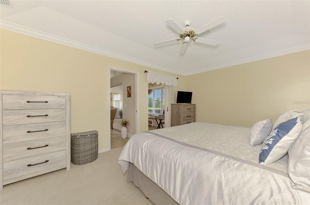 На продажу: $365,000 (3 спален, 2 ванн, 1775 Квадратных фут)