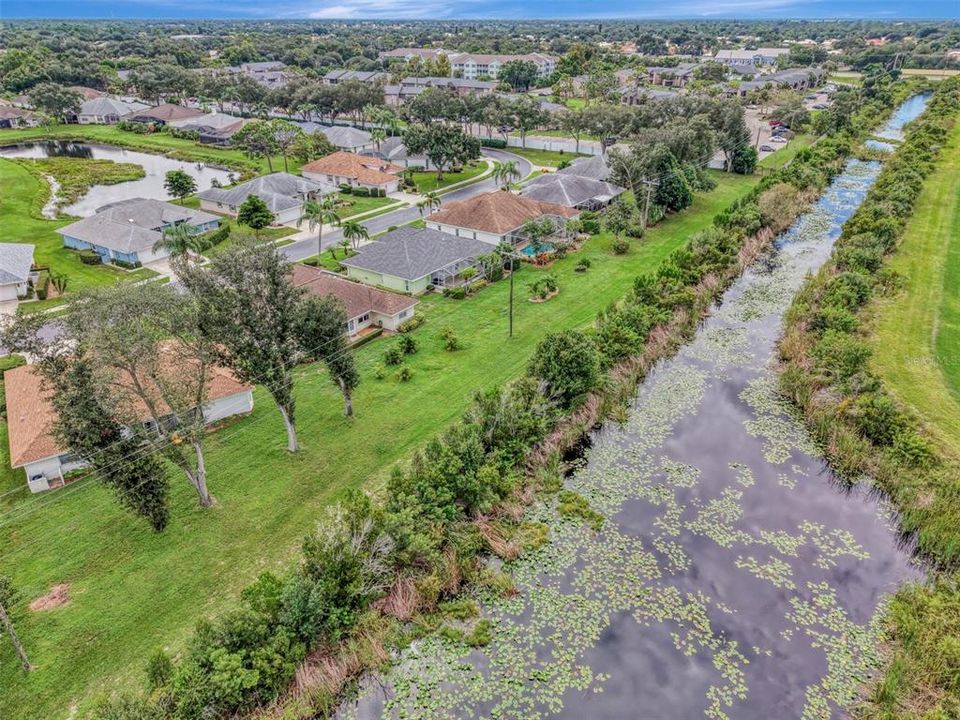 На продажу: $365,000 (3 спален, 2 ванн, 1775 Квадратных фут)