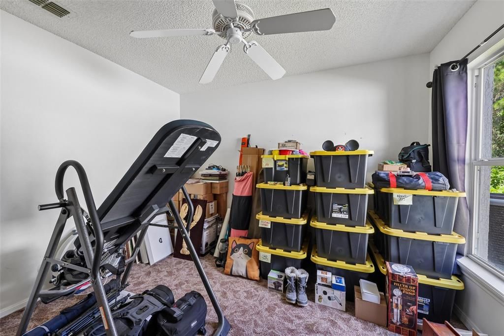 For Sale: $380,000 (4 beds, 3 baths, 1897 Square Feet)