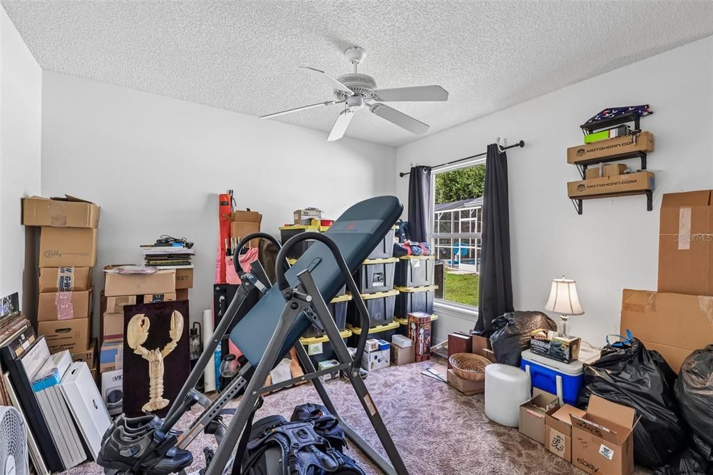 For Sale: $380,000 (4 beds, 3 baths, 1897 Square Feet)