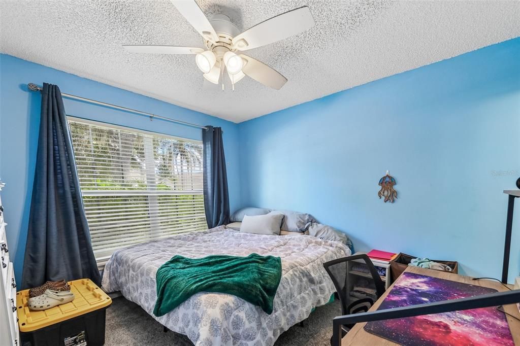 For Sale: $380,000 (4 beds, 3 baths, 1897 Square Feet)