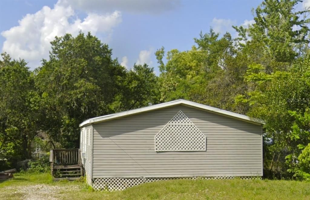 For Sale: $148,000 (3 beds, 2 baths, 1080 Square Feet)