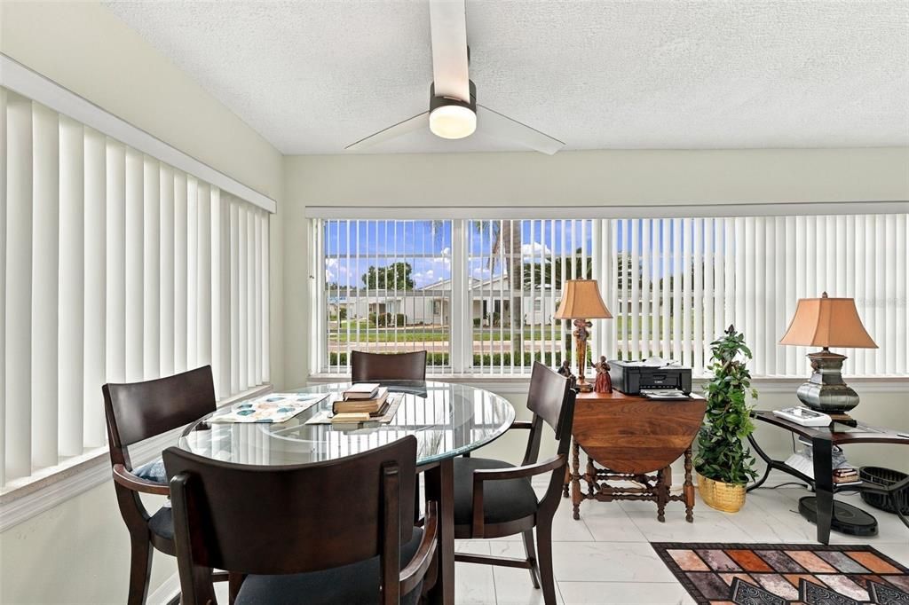 For Sale: $155,900 (2 beds, 2 baths, 1132 Square Feet)