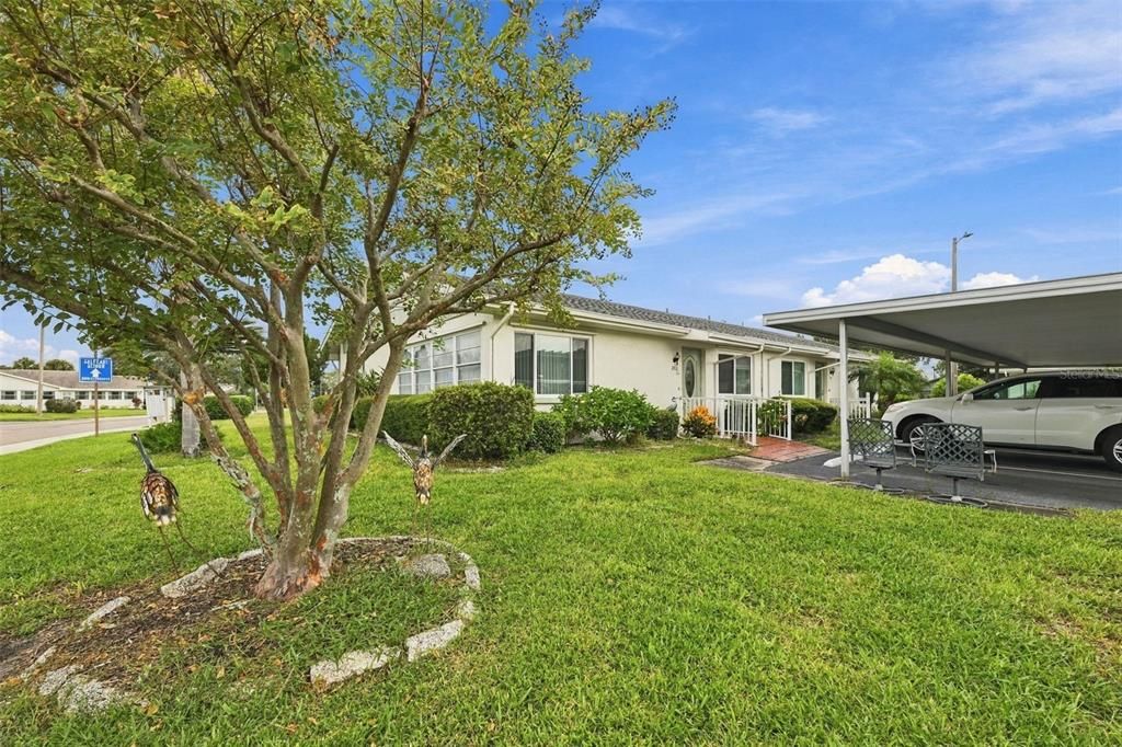 For Sale: $155,900 (2 beds, 2 baths, 1132 Square Feet)