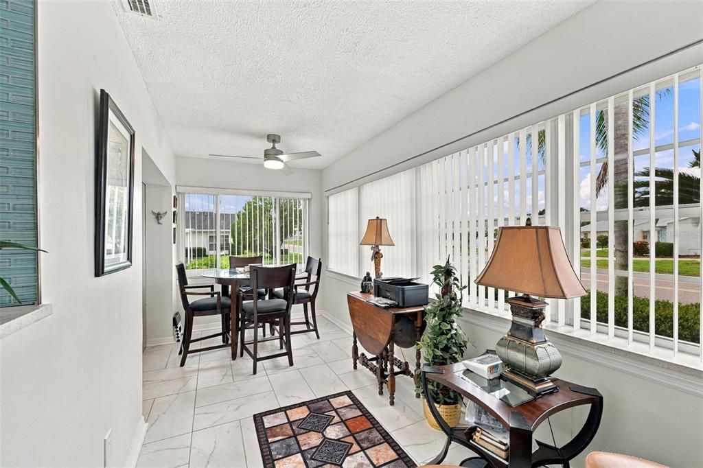 For Sale: $155,900 (2 beds, 2 baths, 1132 Square Feet)