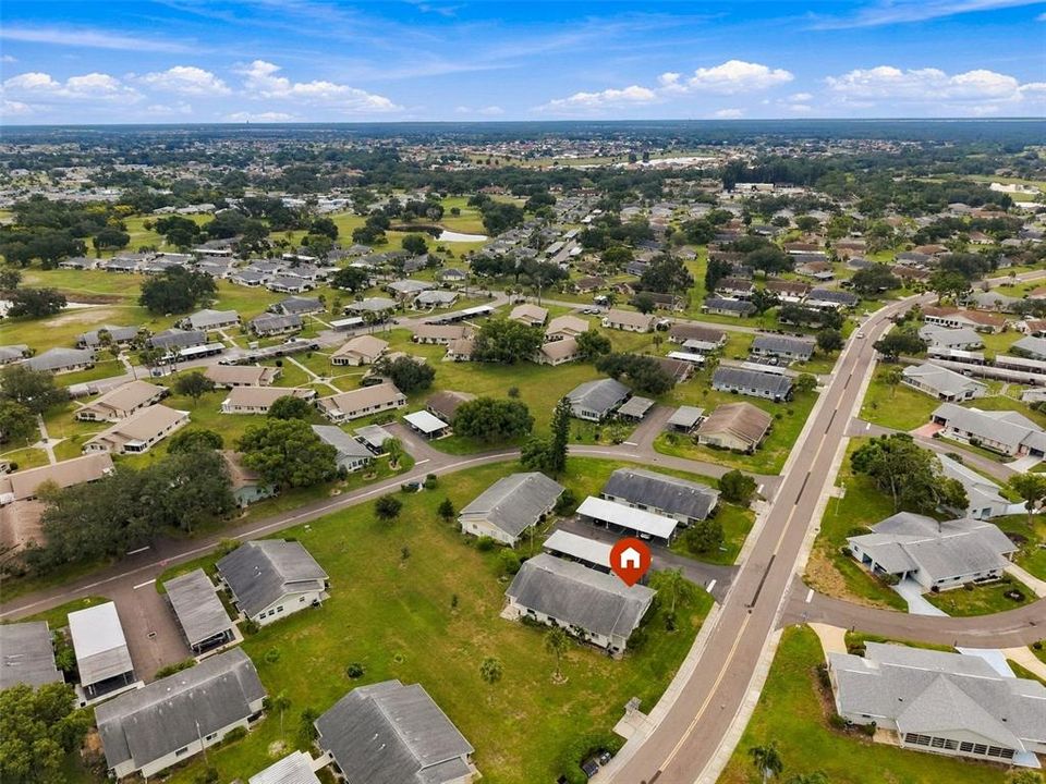 For Sale: $155,900 (2 beds, 2 baths, 1132 Square Feet)