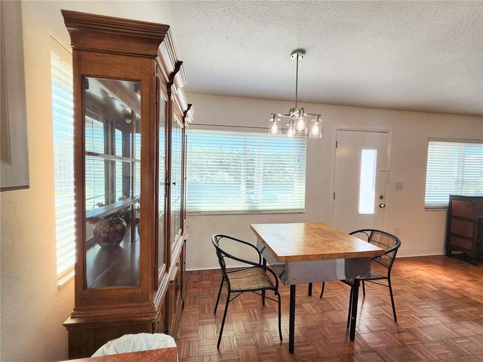 En Venta: $112,000 (2 camas, 2 baños, 912 Pies cuadrados)