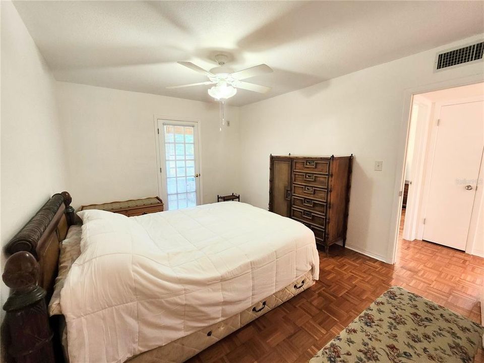 En Venta: $112,000 (2 camas, 2 baños, 912 Pies cuadrados)