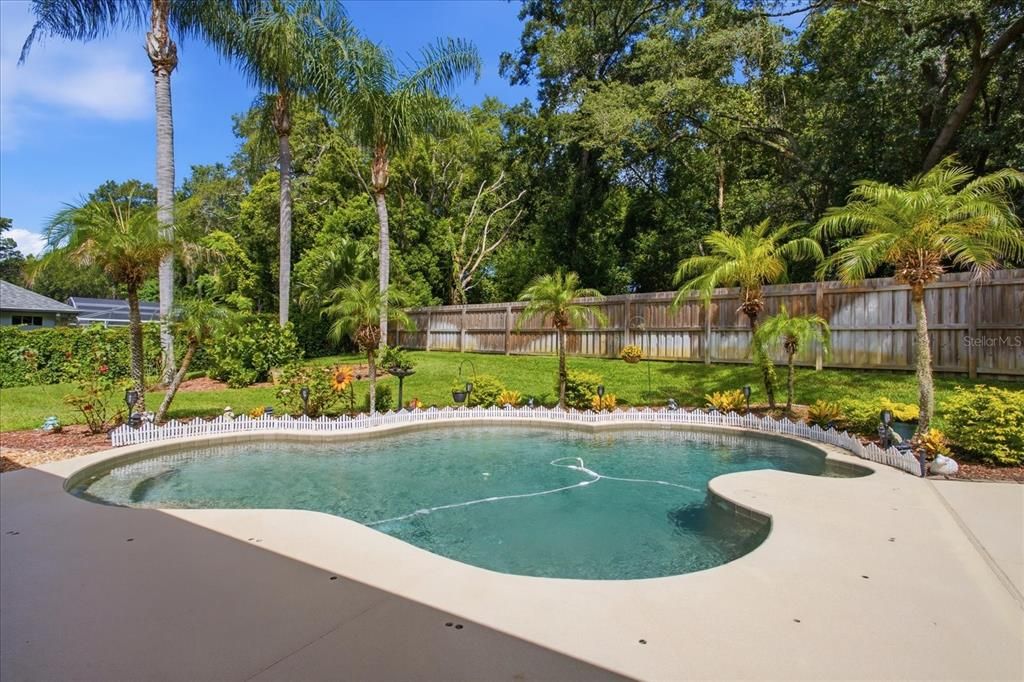 En Venta: $595,000 (4 camas, 2 baños, 2463 Pies cuadrados)