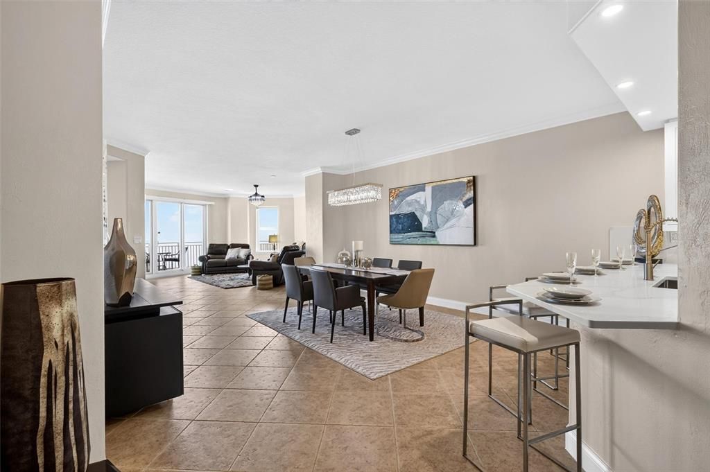 For Sale: $949,000 (3 beds, 3 baths, 2461 Square Feet)