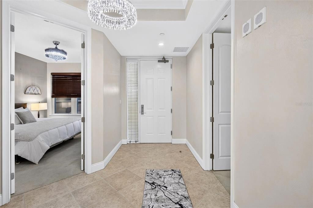 For Sale: $949,000 (3 beds, 3 baths, 2461 Square Feet)