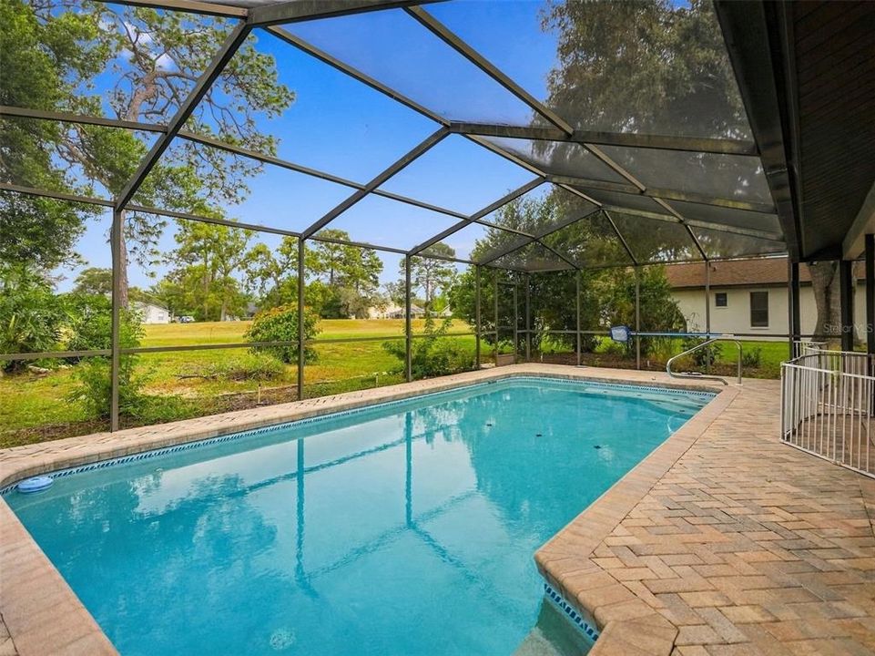 En Venta: $380,000 (3 camas, 2 baños, 1920 Pies cuadrados)